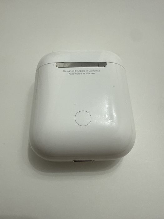 Продам недорого Air pods