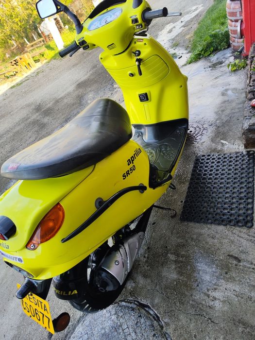 Vând scuter Aprilia 50