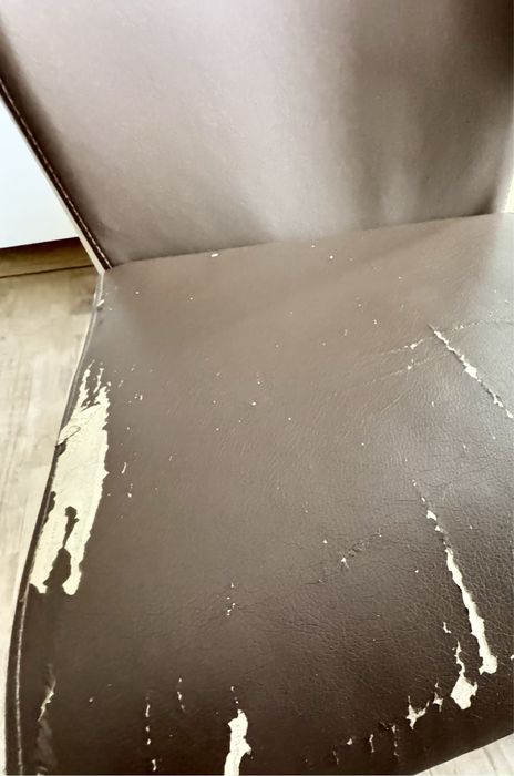 4 броя трапезен стол еко кожа цвят лате и бяло 30 лв