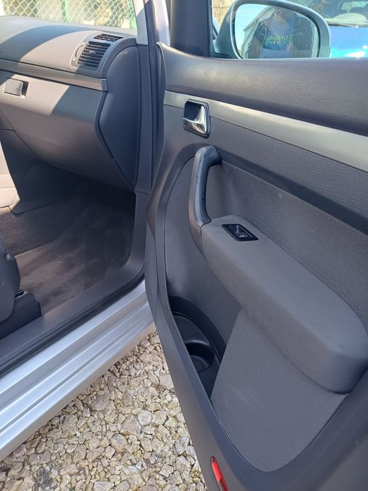 Wv туран 2.0 140 кс