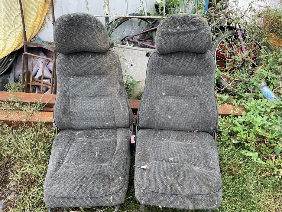Продам сиденья на Ваз