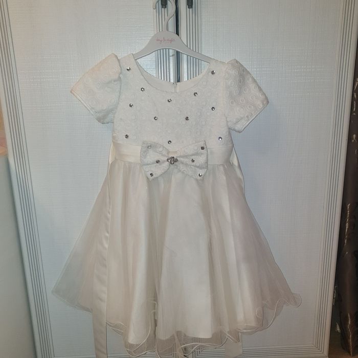 Платье нарядное девочке