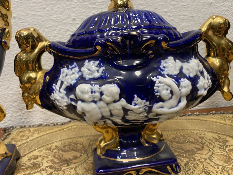 Троен порцеланов сет от италия ваза урна барок