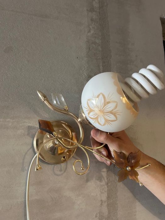 Люстра + бра на стену