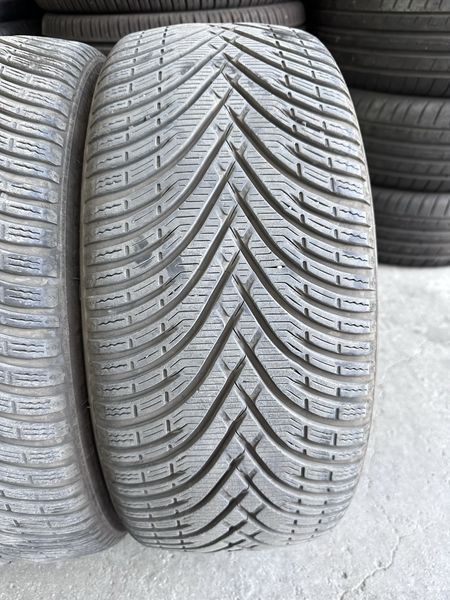 235/45/18 BF GOODRICH 4бр