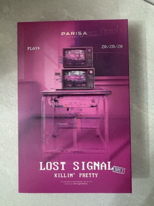 Палетка теней для век Parisa