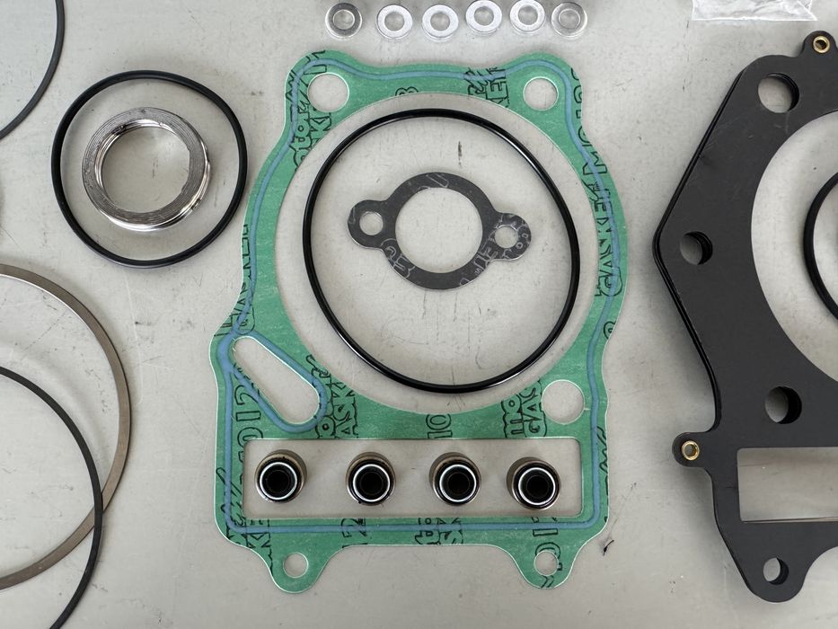 Бутало с Гарнитури Suzuki DR600/DJEBEL-85-89  /DR650/DR650R 90-95