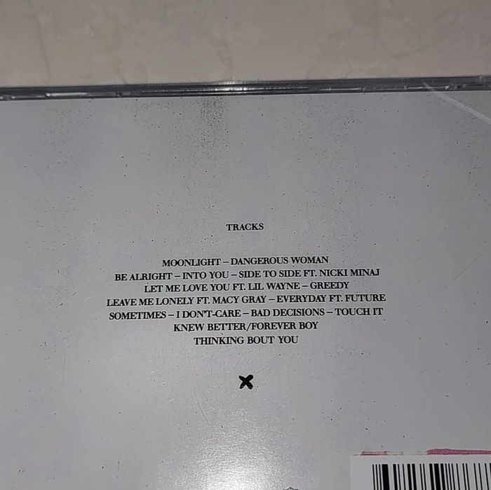 CD диск альбом Ariana Grande