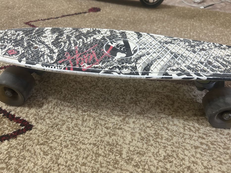 Скейтборд сатылады