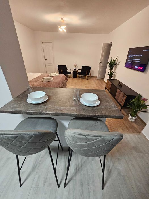 2 Apartamente și o Garsonieră,Oportunitate, Drumul Poienii Brașov