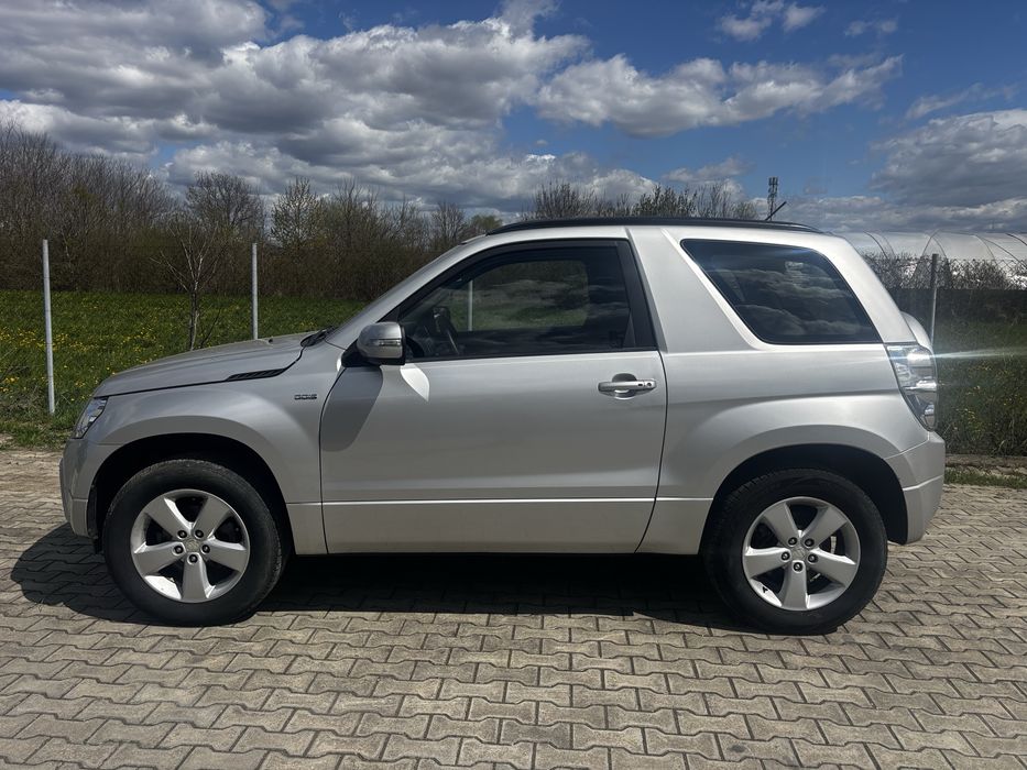 Suzuki Grand Vitara 2009 Italia fara rugina