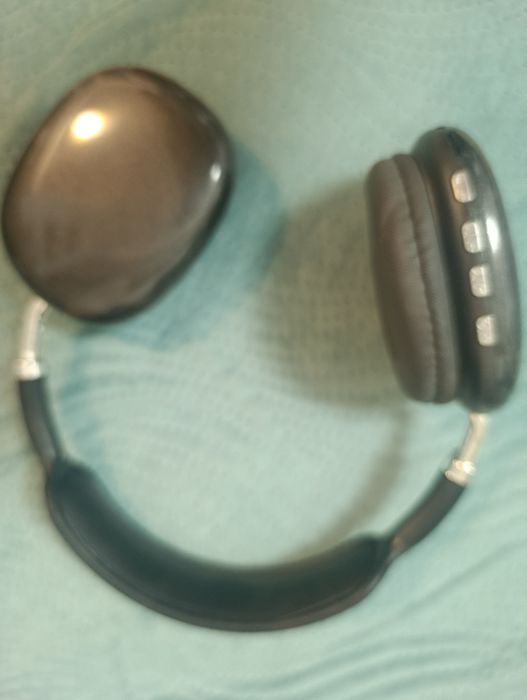 Căști Bluetooth Over-Ear Wireless – stare bună