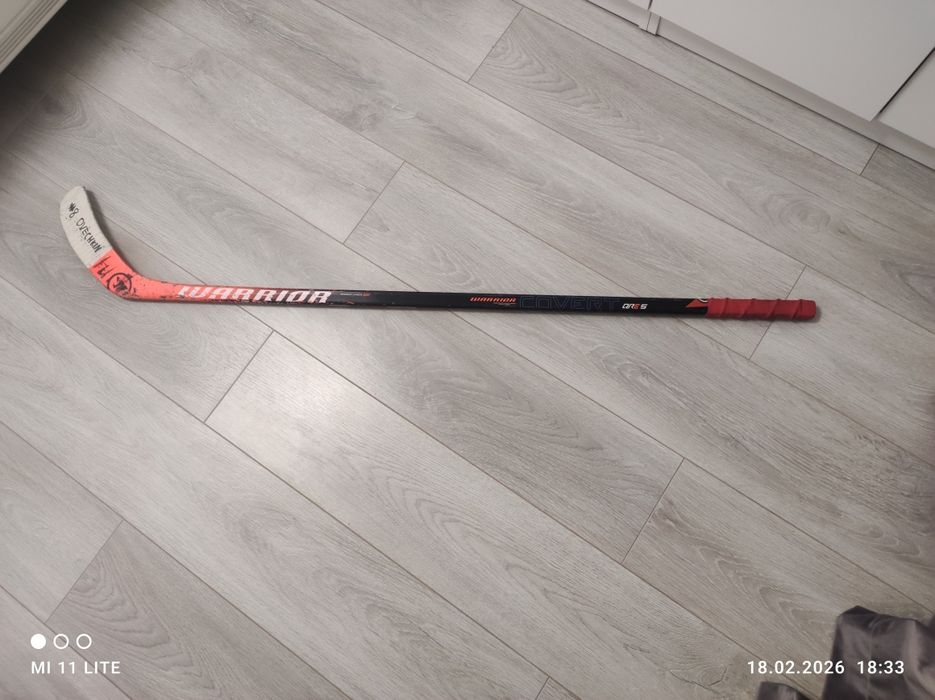 хоккейная клюшка warrior