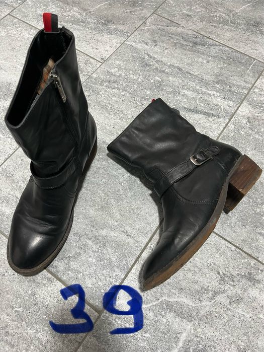 Продам женскую обувь