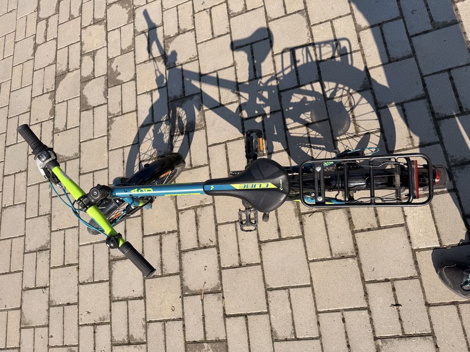 Vând bicicletă copii Cube ACID de 20".