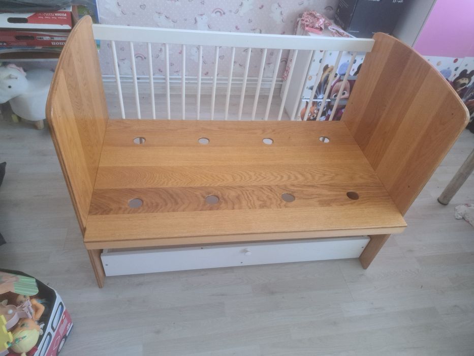 Vând patut nu ofer livrare in apropiere de Baia Mare