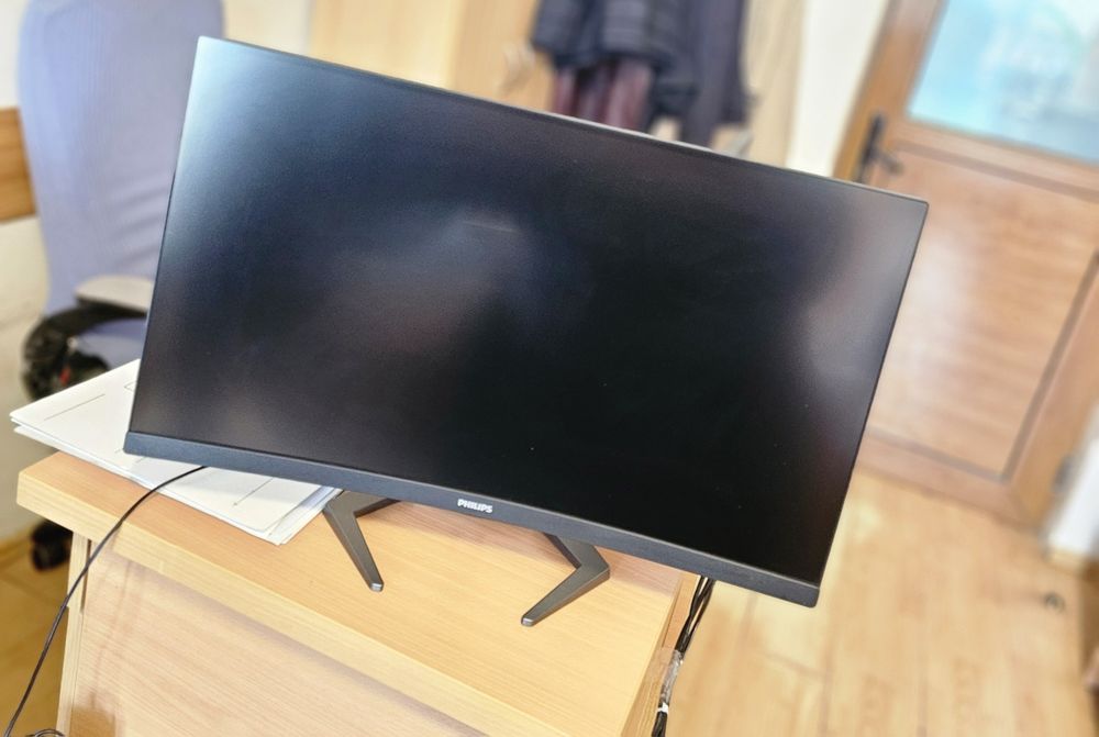 Monitor gaming Philips Evnia 27” QHD 165Hz