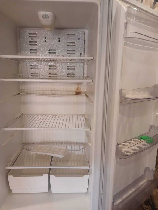 Продам холодильник