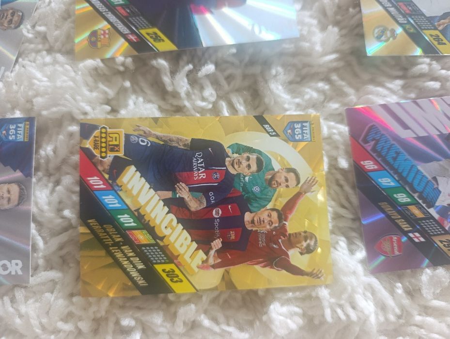 Cele mai rare carti de fotbal din 2024 30 bucata