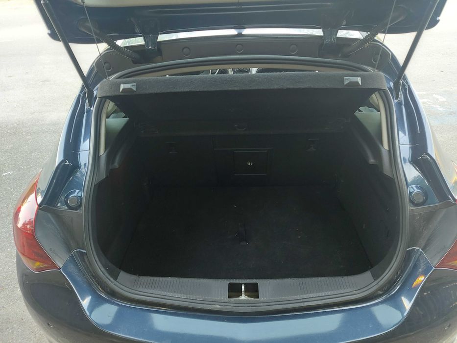 Opel astra J 2010