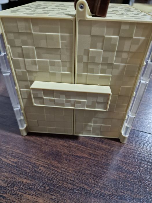 Casetă figurine mici Mindcraft
