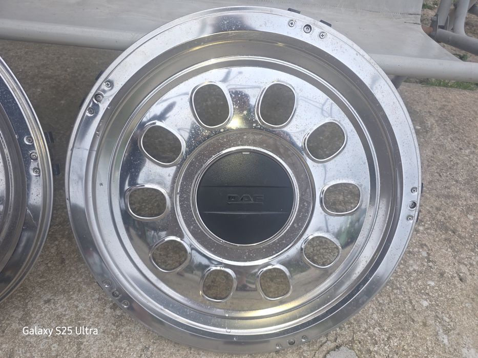 Продават се тазове