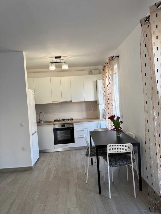 PF inchiriez apartament 2 cam, etaj 1, parcare, bloc nou, zona Somesn