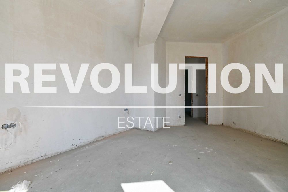 Продава се Тристаен апартамент в София, Хладилника - 158 кв.м за 2104 €/кв.м - Снимка #2