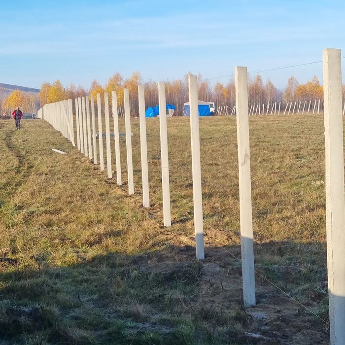 Stalpi de gard/stalpi din beton