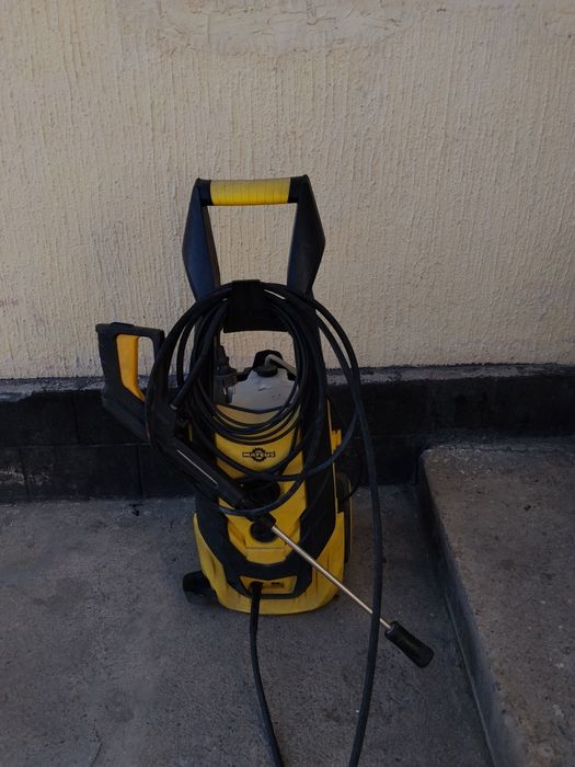 Кешер Матеус.Кішкене су жібереді