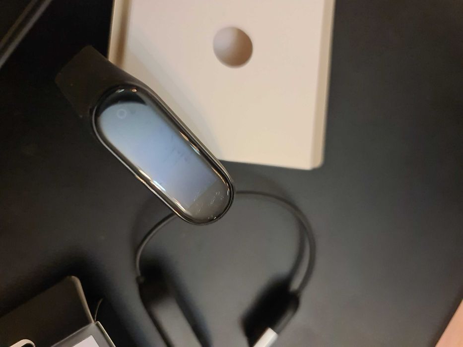 Фитнес браслет Xiaomi Mi Band 4