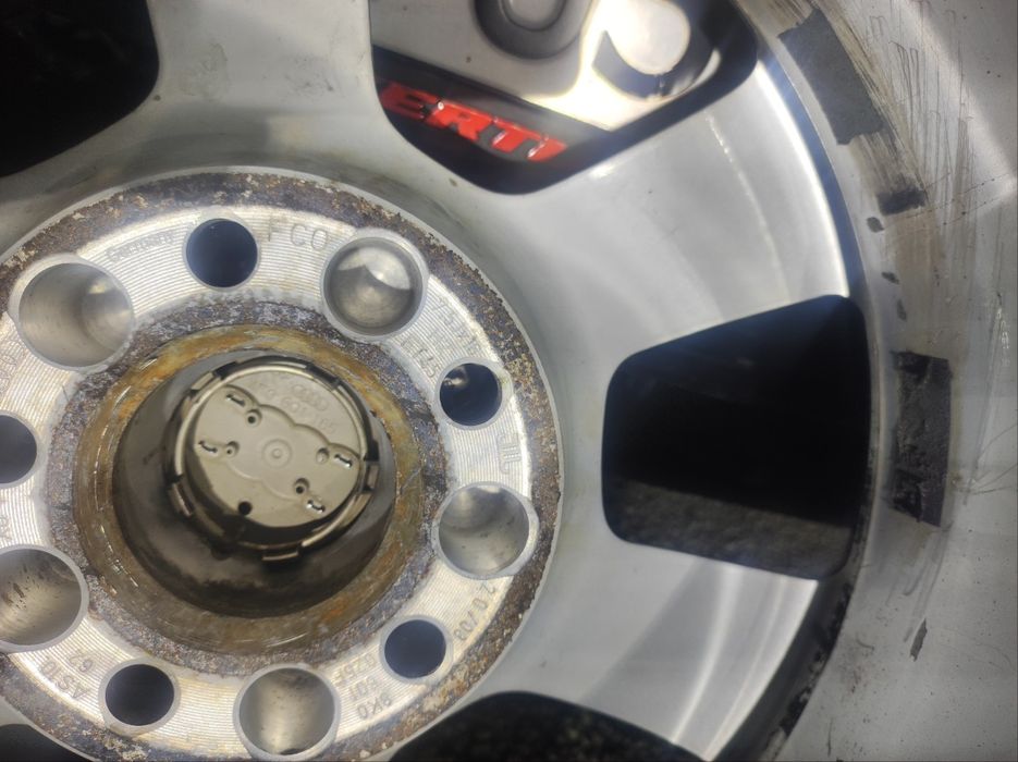 Джанти с зимни гуми за Ауди а4 б8