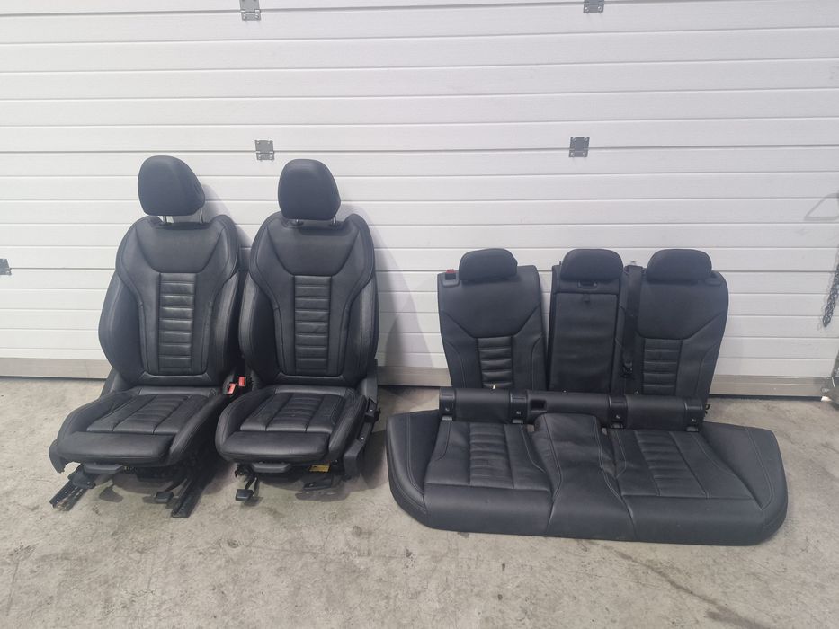 Scaune interior piele neagra recaro sport cu incalzire  bmw g26