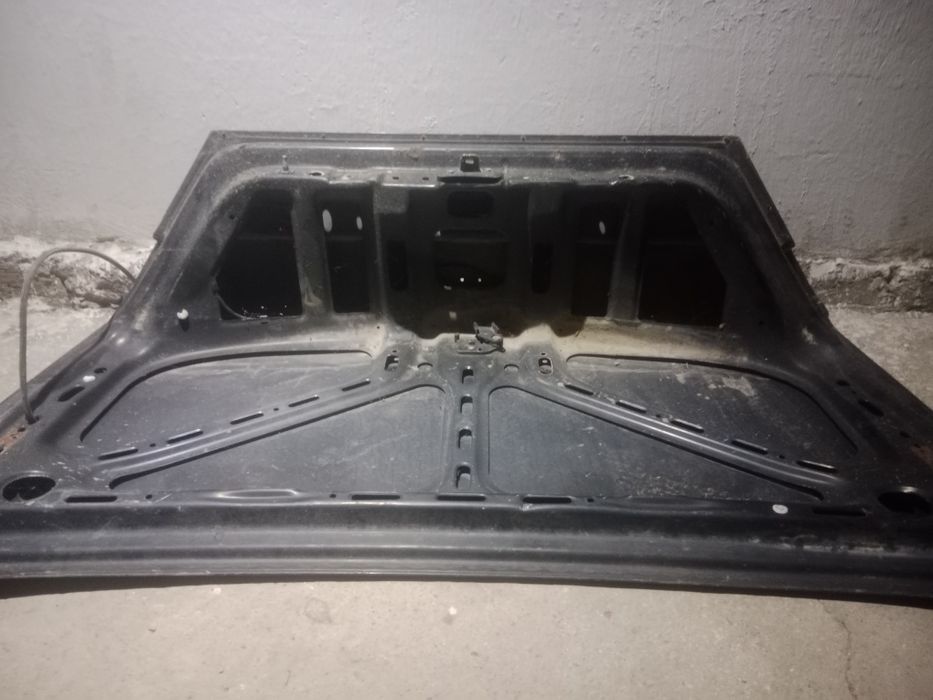 Мерседес бенс 124 багажник