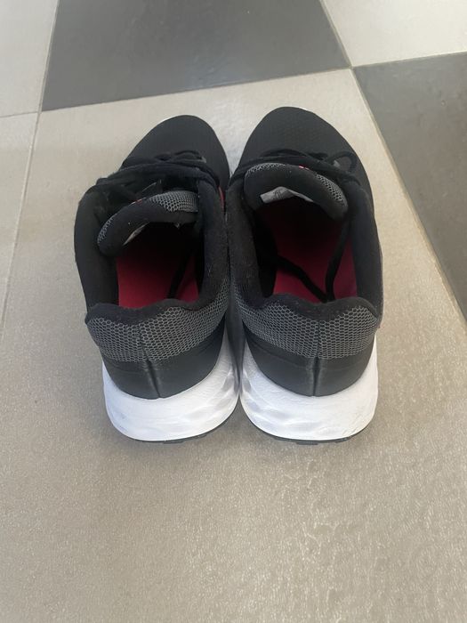 Маратонки Nike дамски