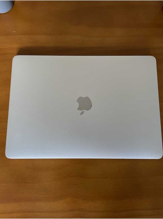 Macbook Pro Ideal Holatda| 512GB | Sensorli Touchbar