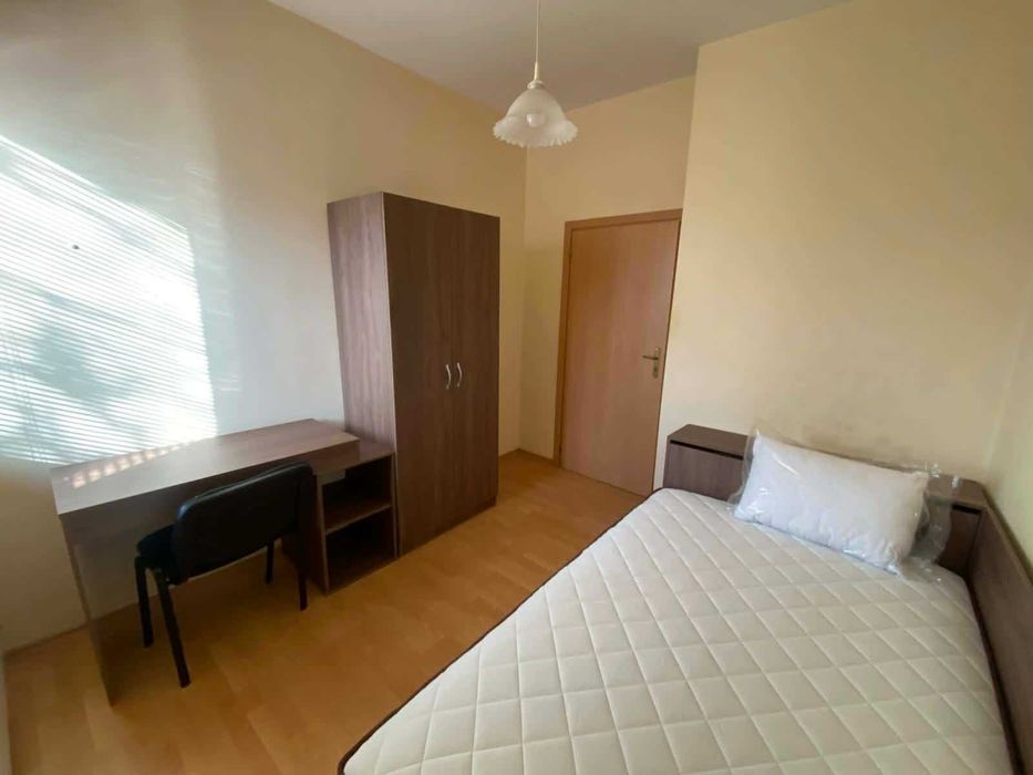 център - тристаен