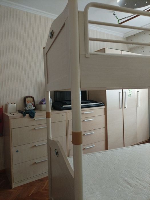 Двуетажно легло Flora