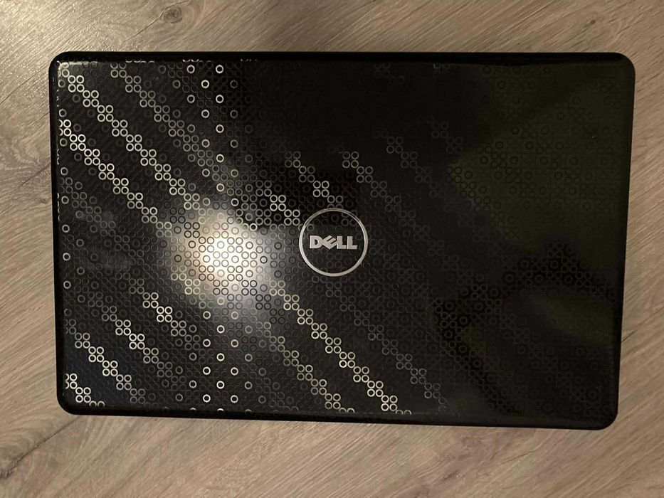 Лаптоп Dell Inspiron N5030