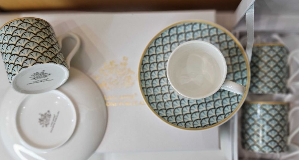 Порцеланов ервиз за кафе Lancaster. 2 комплекта х 2 чаши и чинийки.