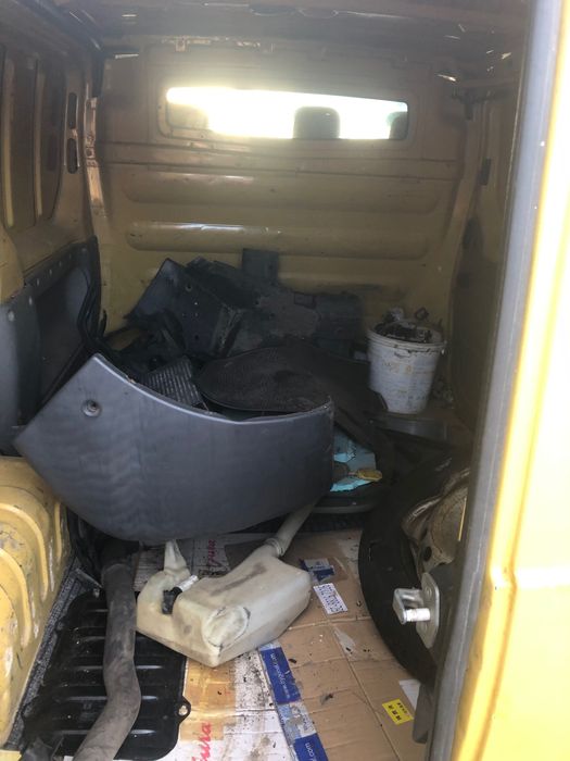 Renault trafic 1,9 tdi 2002 +caroserie renault trafic