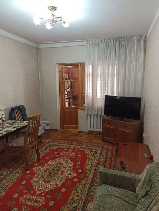 Юнусабад 19 квартал 2/4/5 (58²) 2*6 продаётся квартира