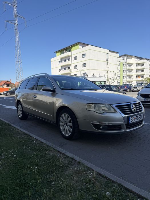 Vând vw passat in stare buna de fuctionare , cu servis-uri la zi.