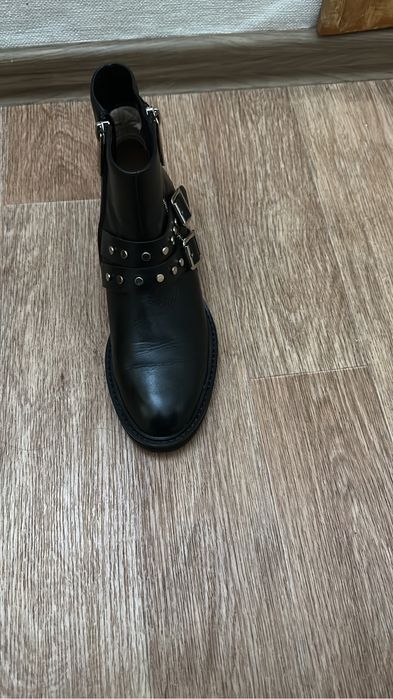 Продам ботинки кожаные. В отличном состоянии