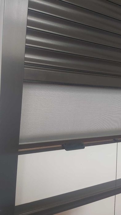 Rulouri Exterioare din Aluminiu - Usi de garaj