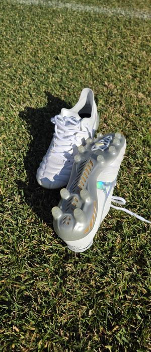 Mizuno  Morelia Neo