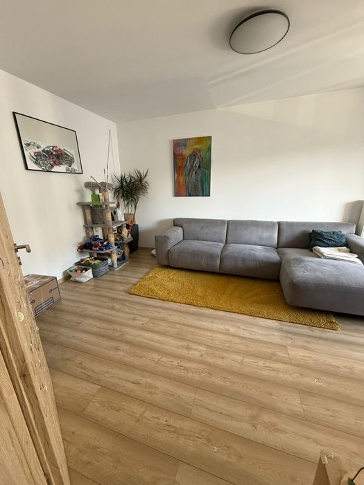Apartament decomandat Coresi