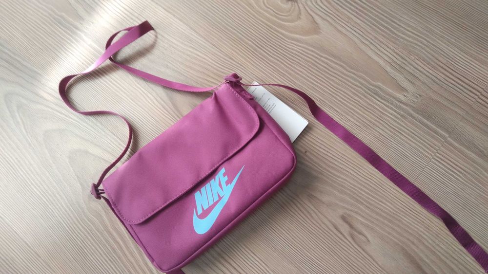 Nike Sportswear Чанта за през рамо