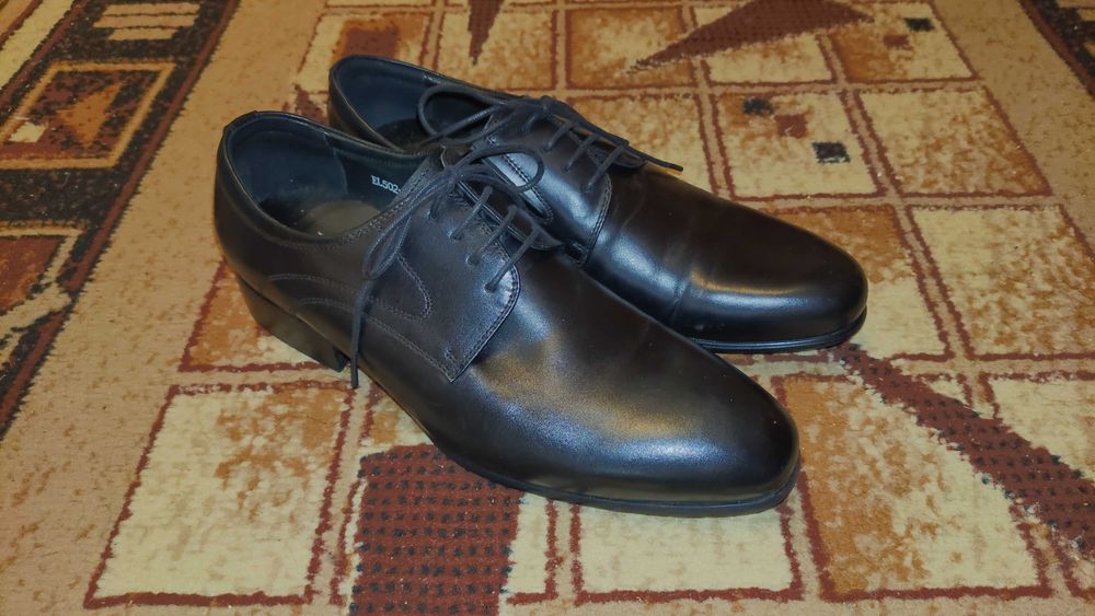 Vand pantofi din piele naturala, nr.39