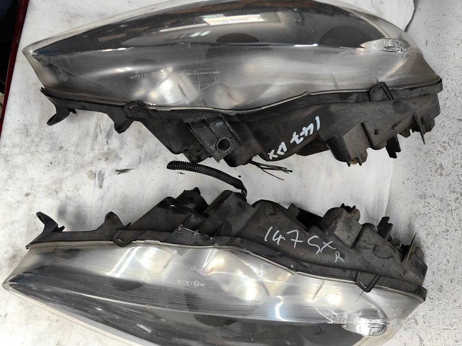 Оригинални фарове Алфа 147  Alfa Romeo 147